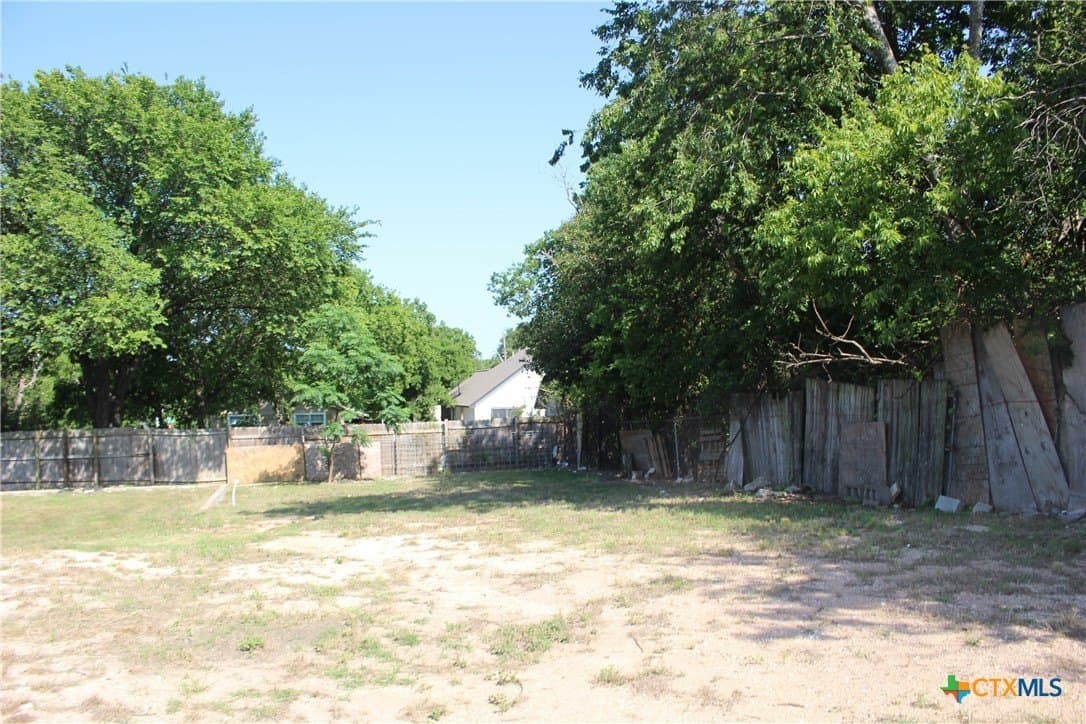 0.28 acres in Travis County - photo 13