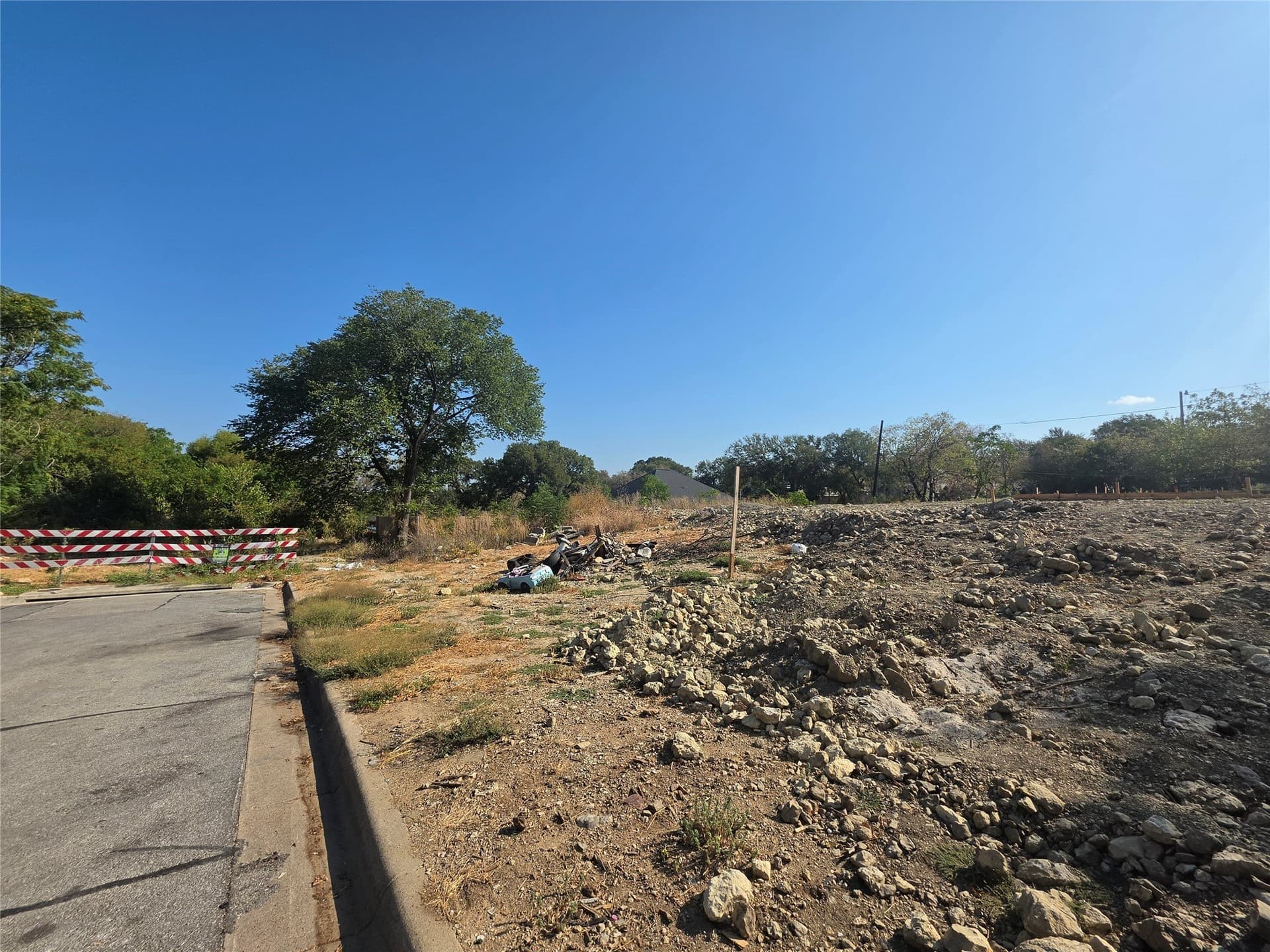 0.16 acres in Tarrant County - photo 21