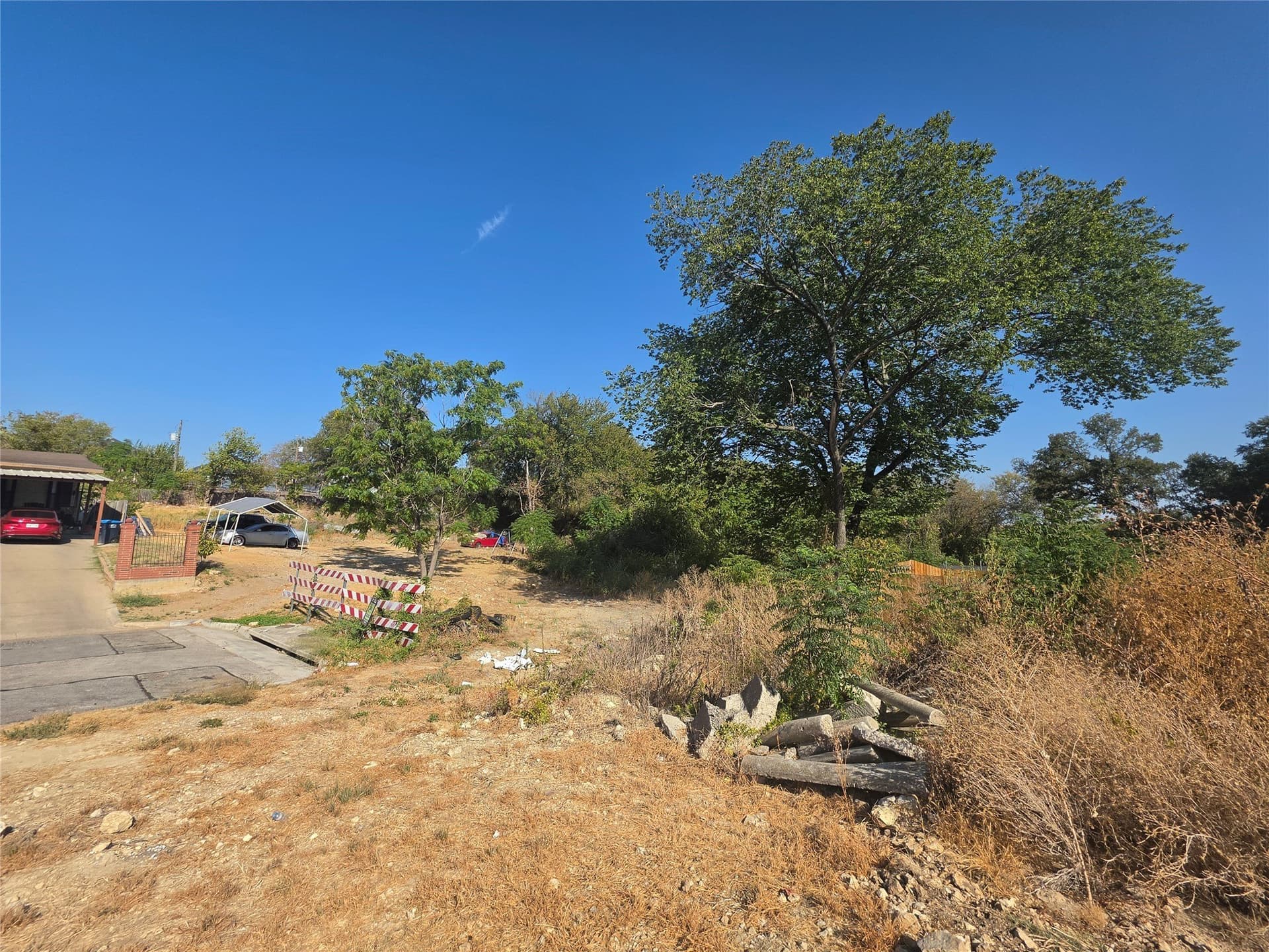 0.16 acres in Tarrant County - photo 18