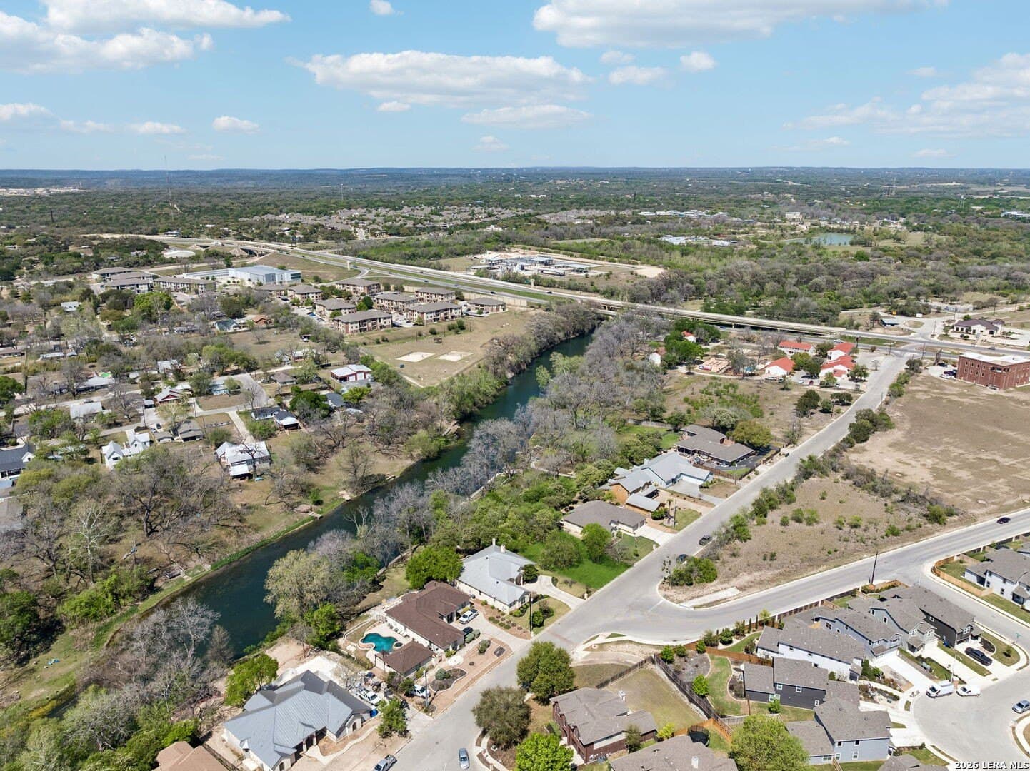 0.47 acres in Comal County - photo 10
