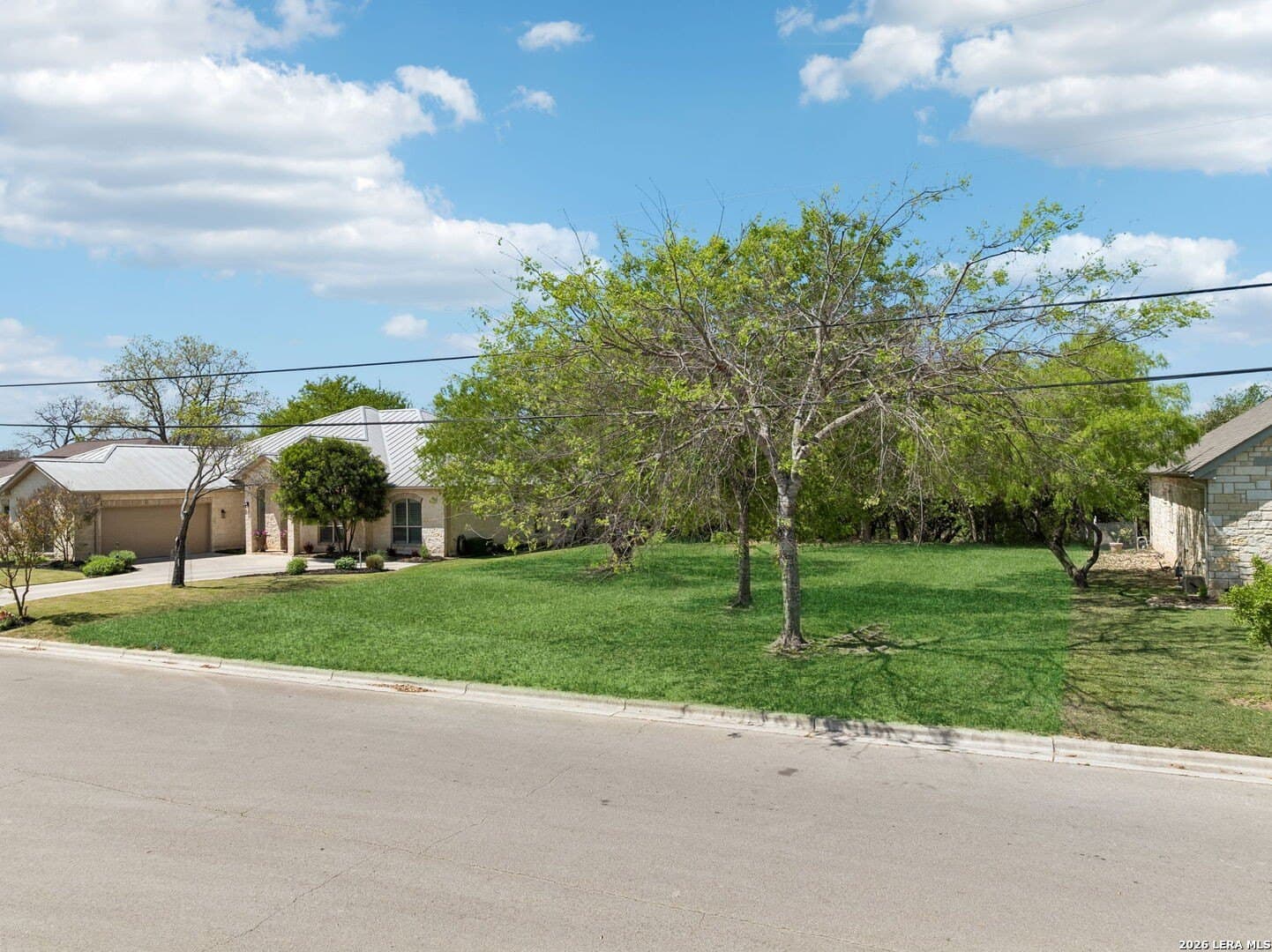 0.47 acres in Comal County - photo 6