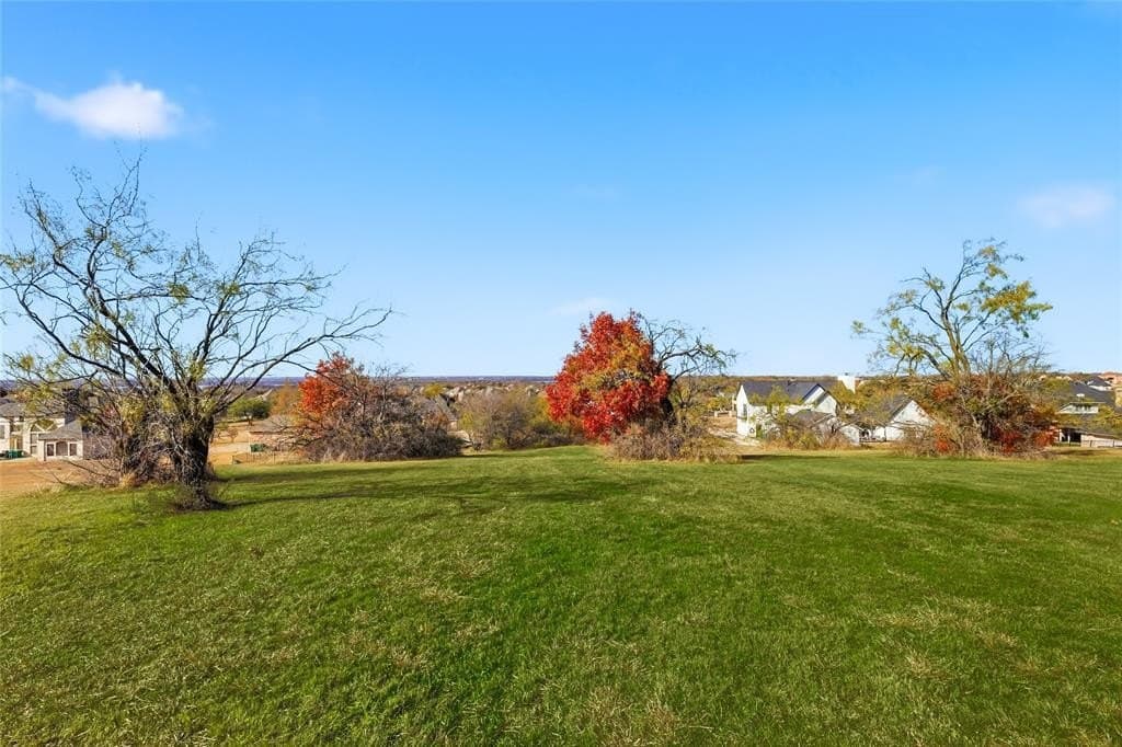 1.07 acres in Dallas County gallery image 2