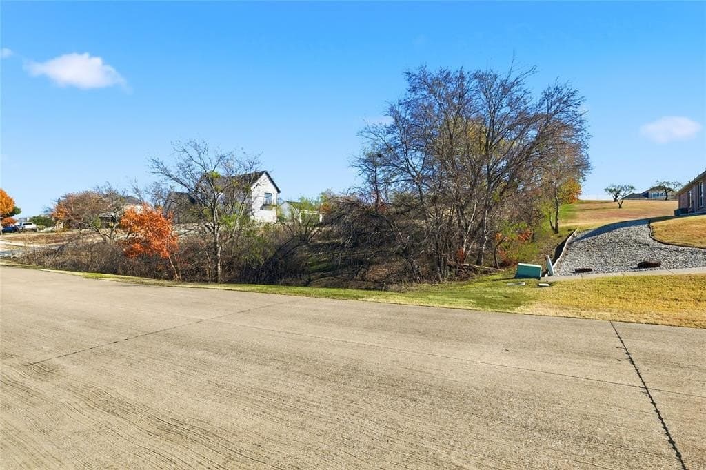1.07 acres in Dallas County gallery image 3