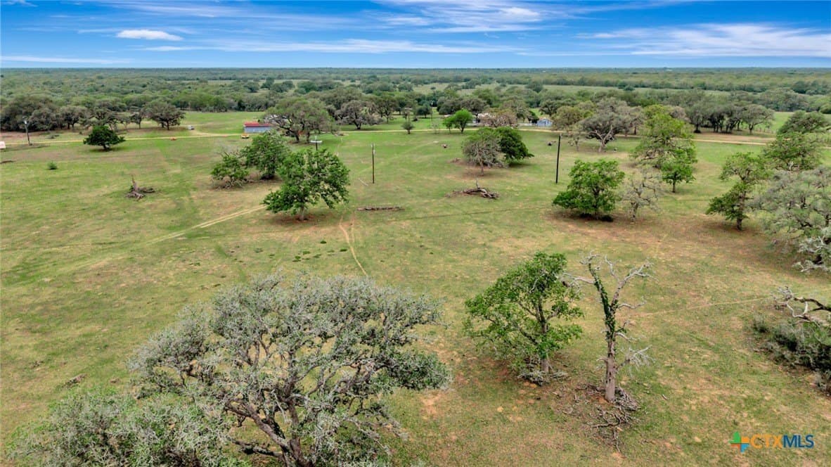 446.91 acres in Lavaca County - photo 37