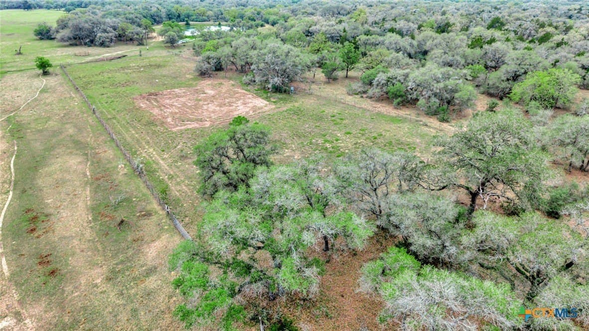 446.91 acres in Lavaca County - photo 35