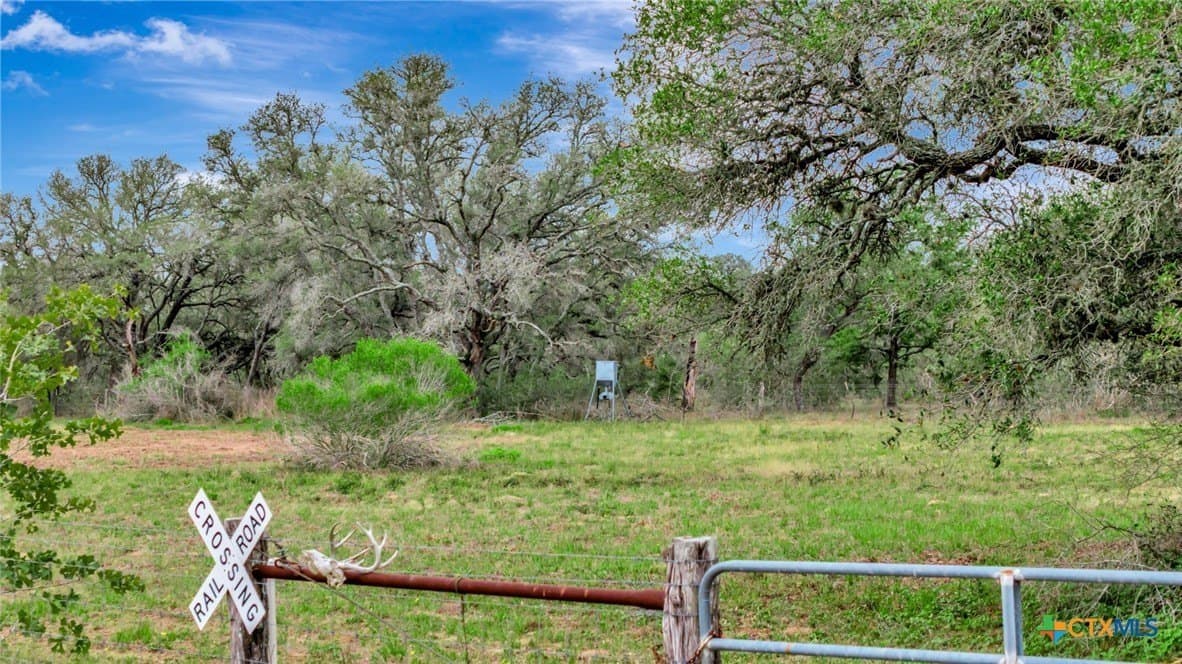 446.91 acres in Lavaca County - photo 43