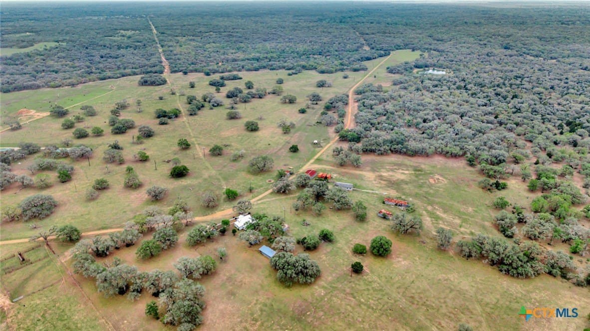 446.91 acres in Lavaca County - photo 17