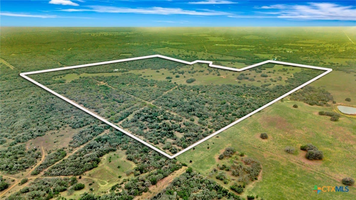 446.91 acres in Lavaca County - photo 36