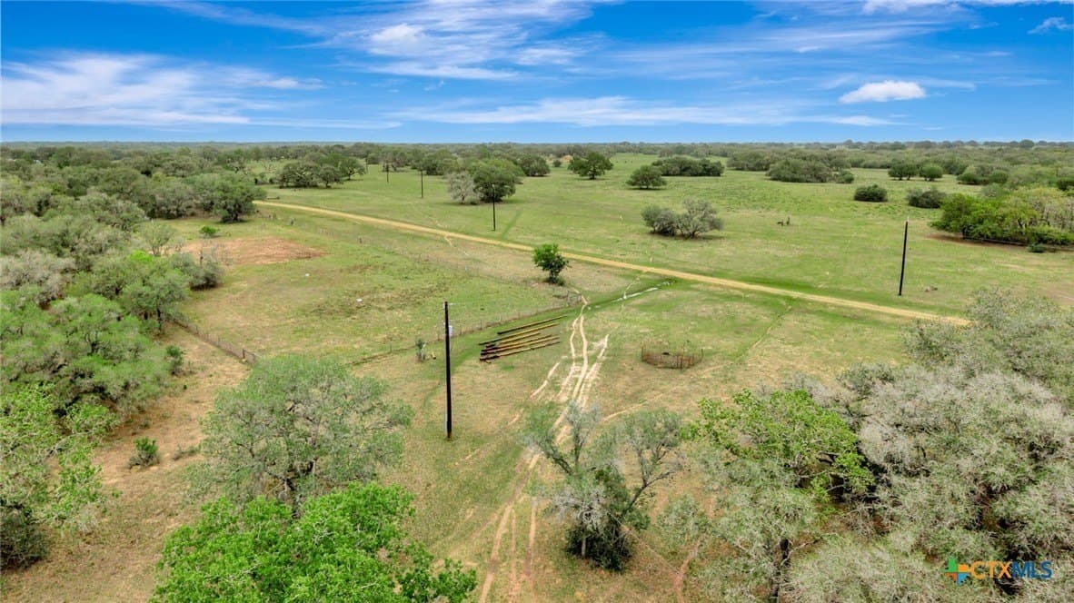 446.91 acres in Lavaca County - photo 16