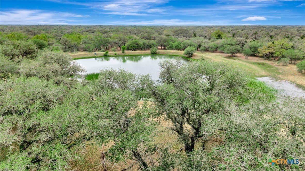 446.91 acres in Lavaca County
