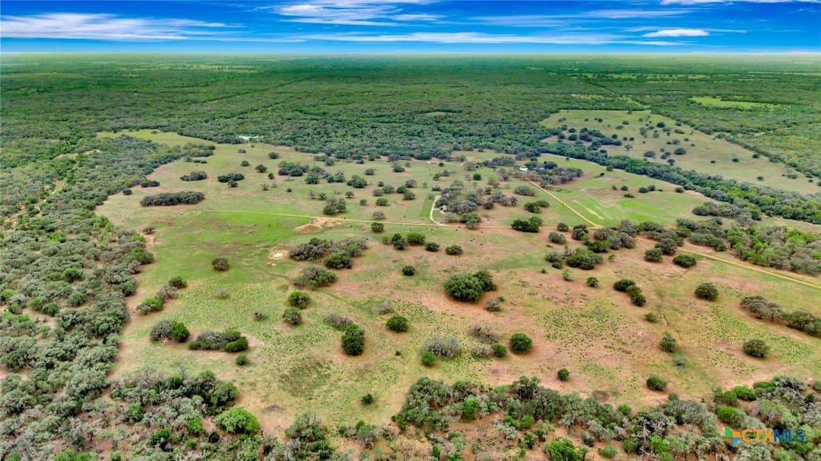 446.91 acres in Lavaca County - photo 9