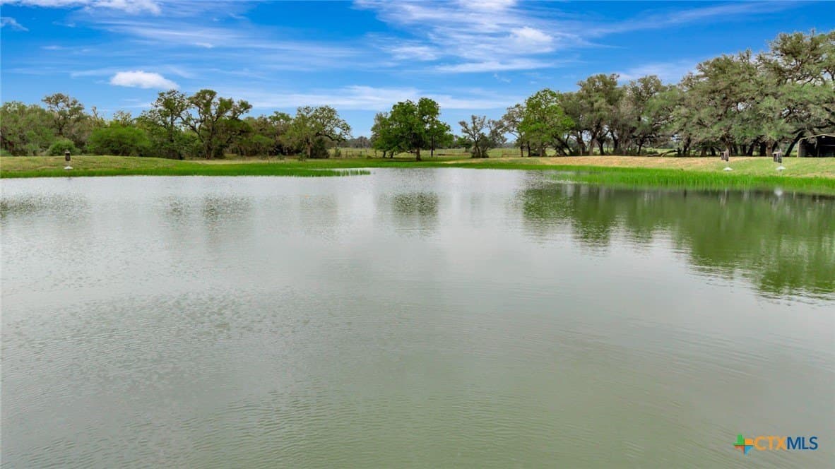 446.91 acres in Lavaca County - photo 24
