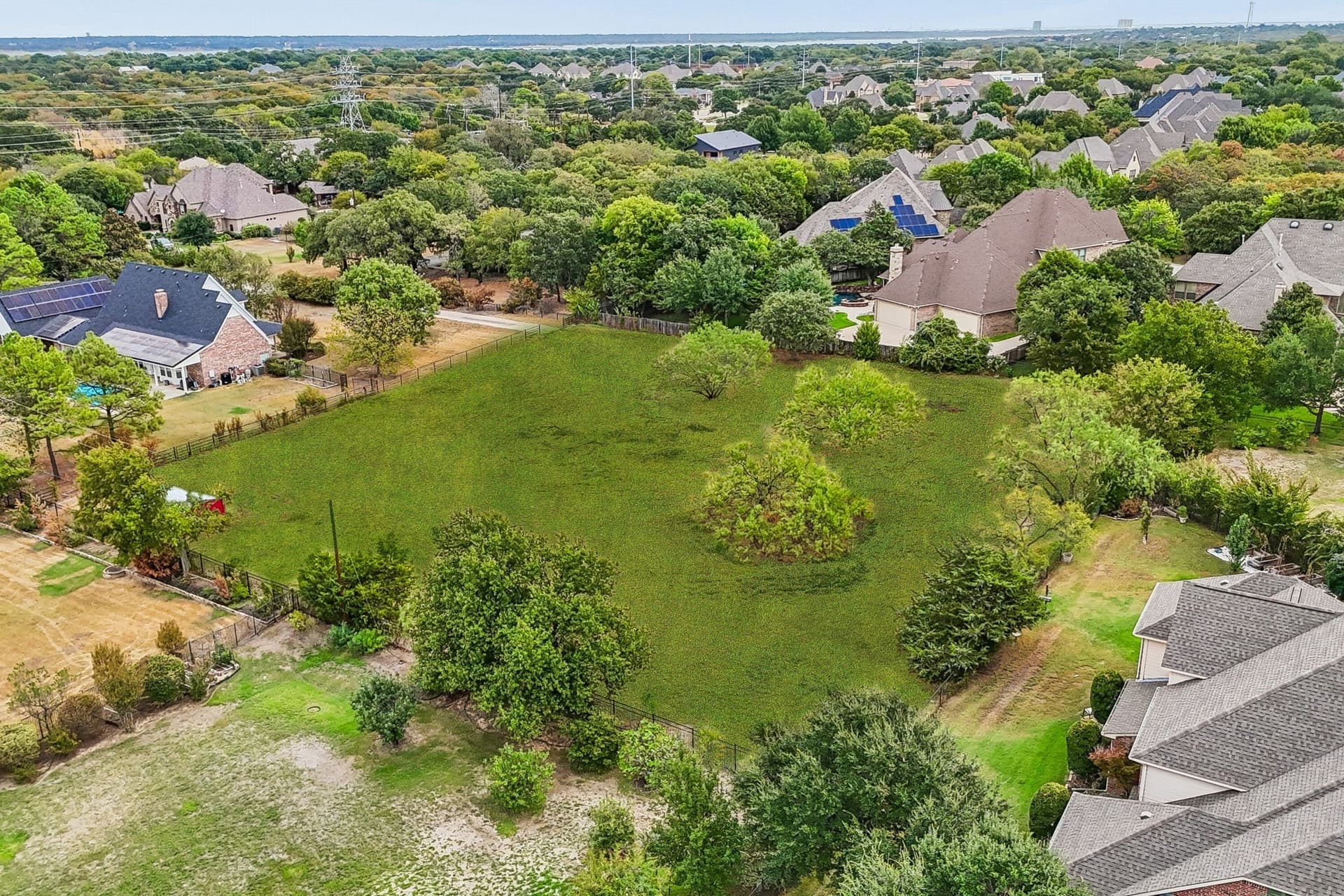 1.18 acres in Tarrant County - photo 3