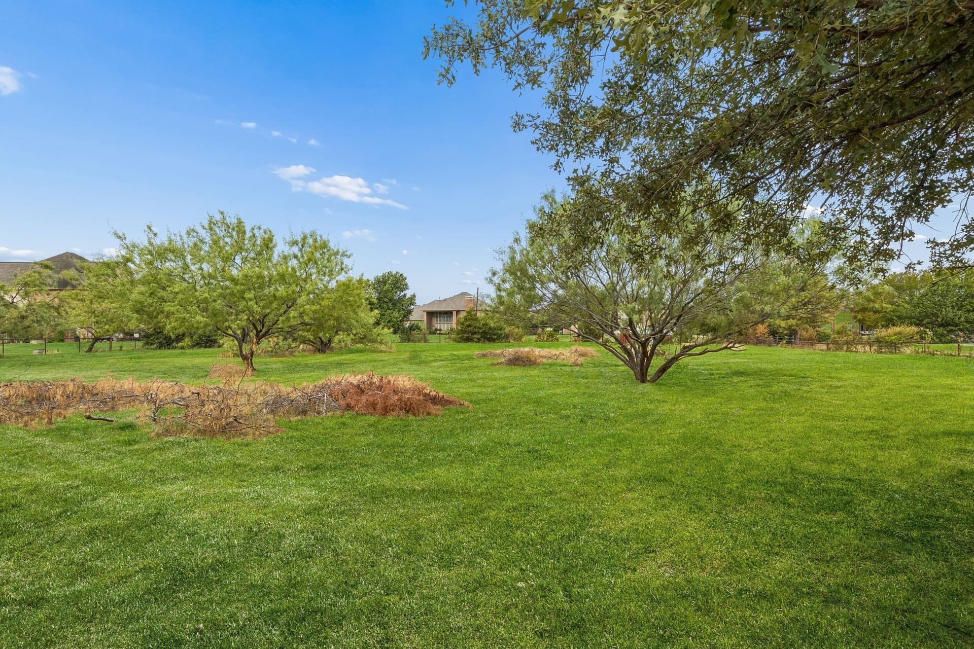 1.18 acres in Tarrant County - photo 10