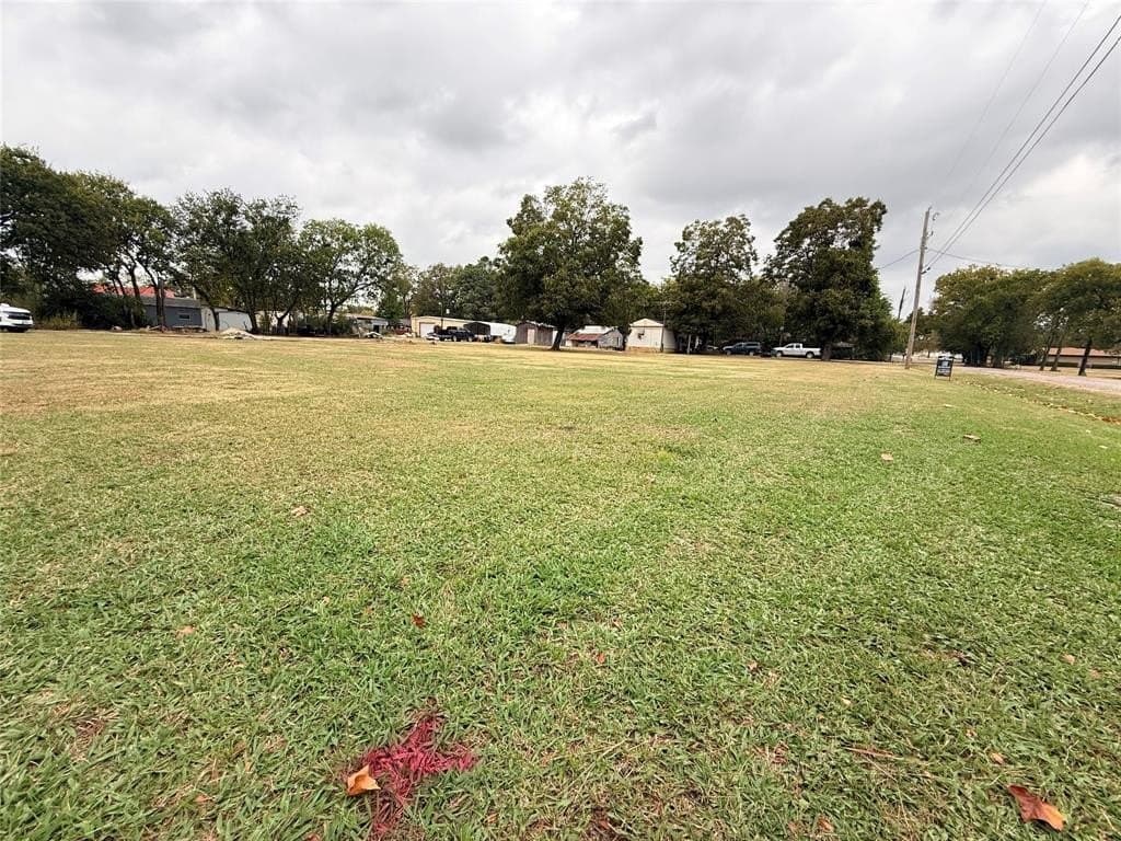 0.92 acres in Grayson County gallery image 3