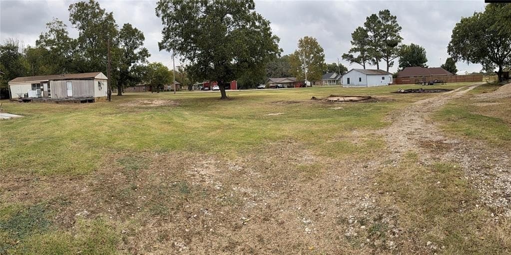 0.92 acres in Grayson County featured view