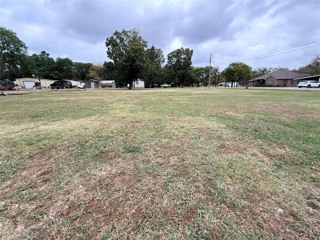 0.92 acres in Grayson County gallery image 2