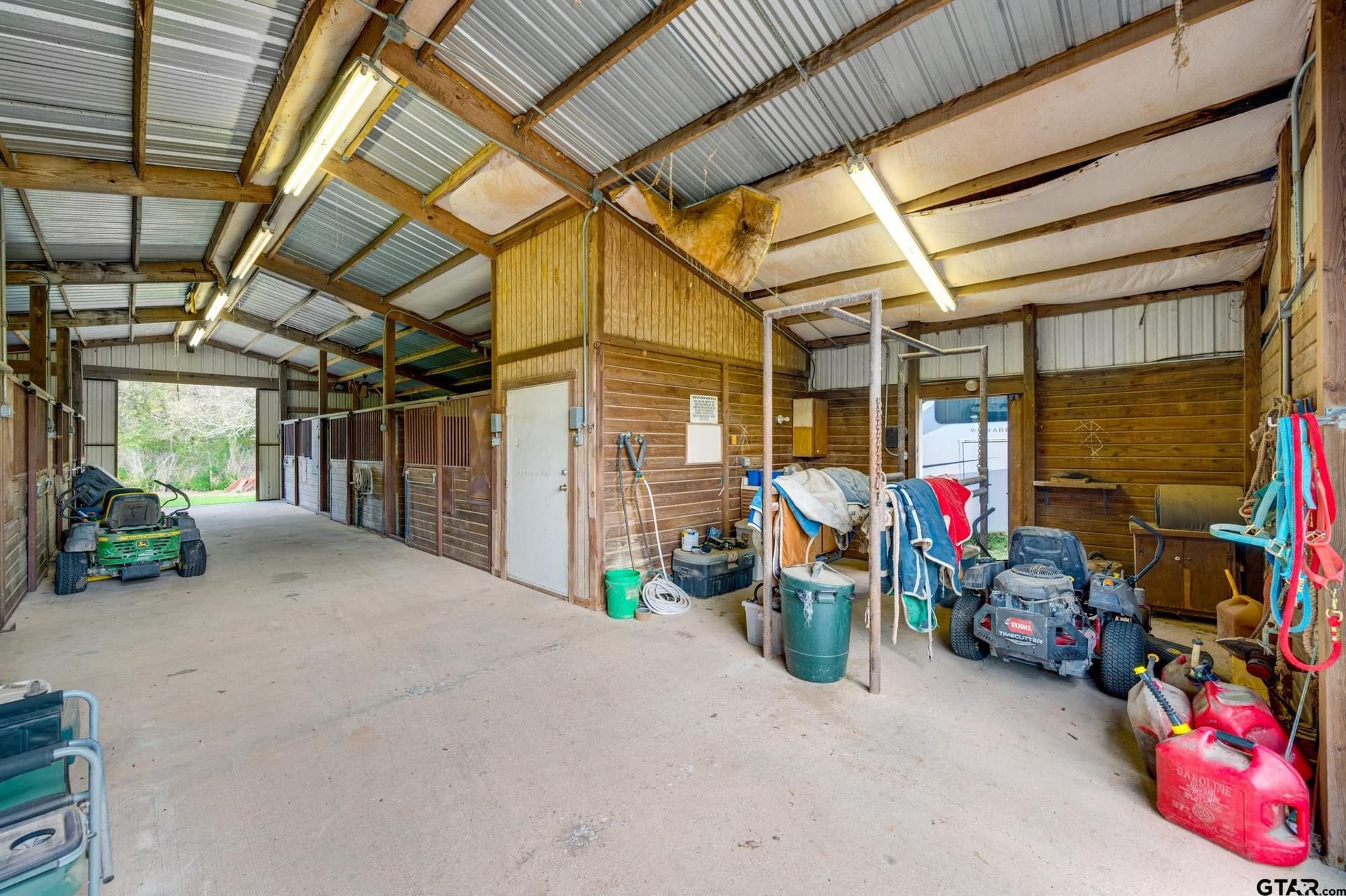 22.99 acres in Anderson County - photo 39