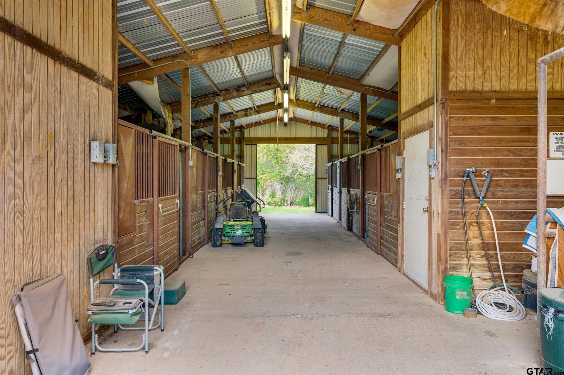 22.99 acres in Anderson County - photo 38