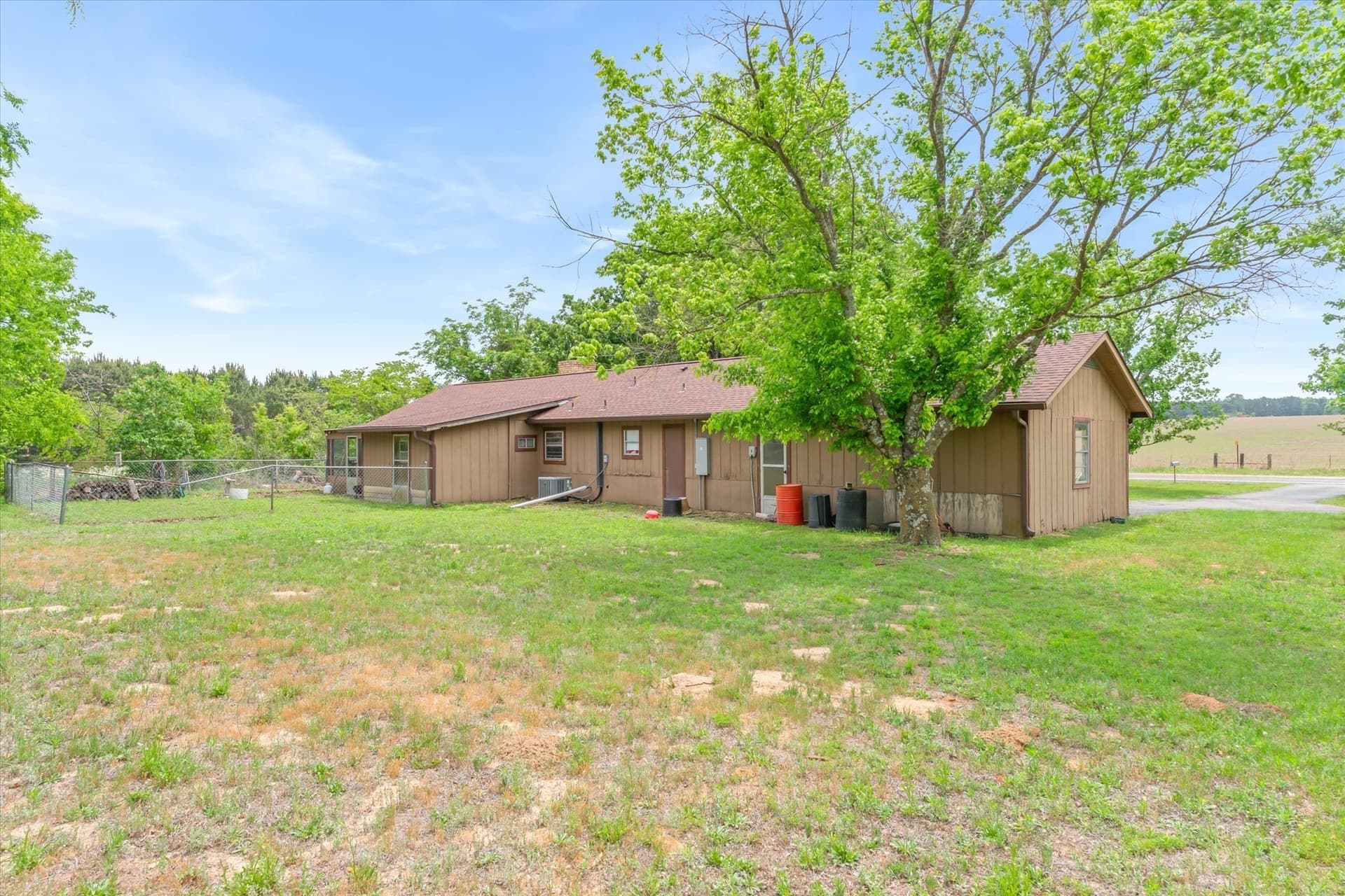 30 acres in Smith County - photo 37