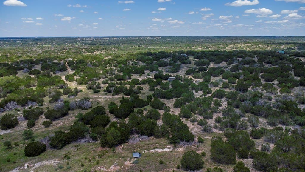 40 acres in Edwards County - photo 20