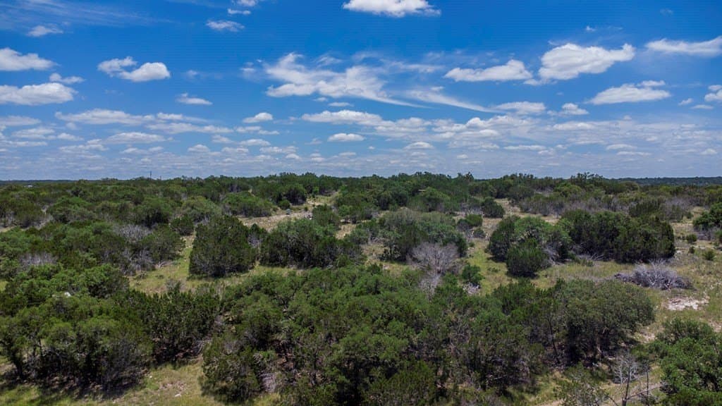 40 acres in Edwards County gallery image 3