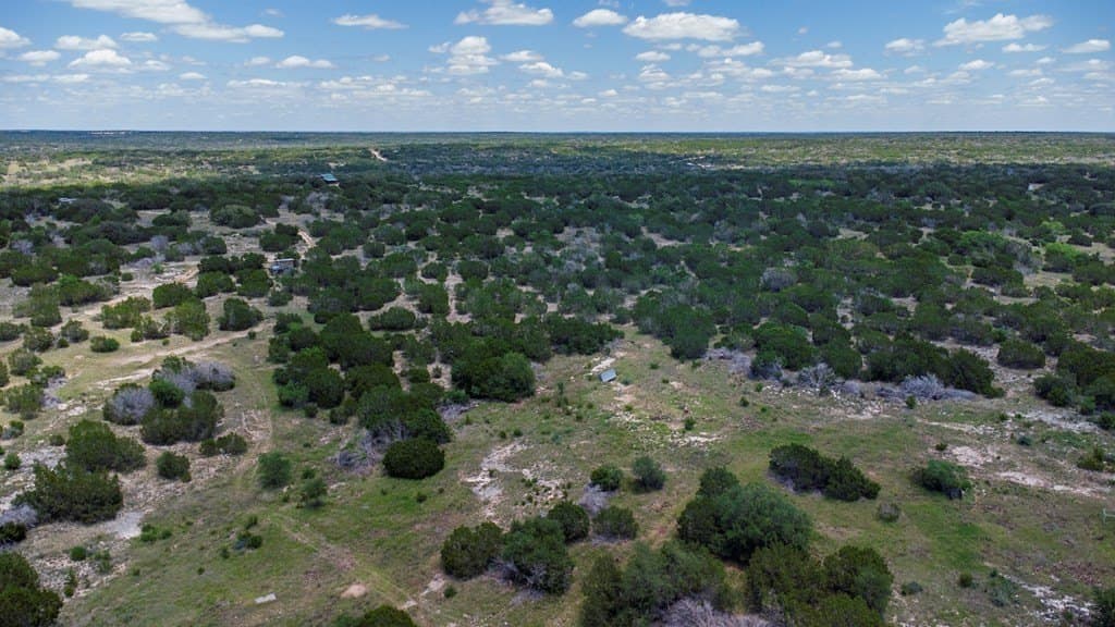 40 acres in Edwards County - photo 27