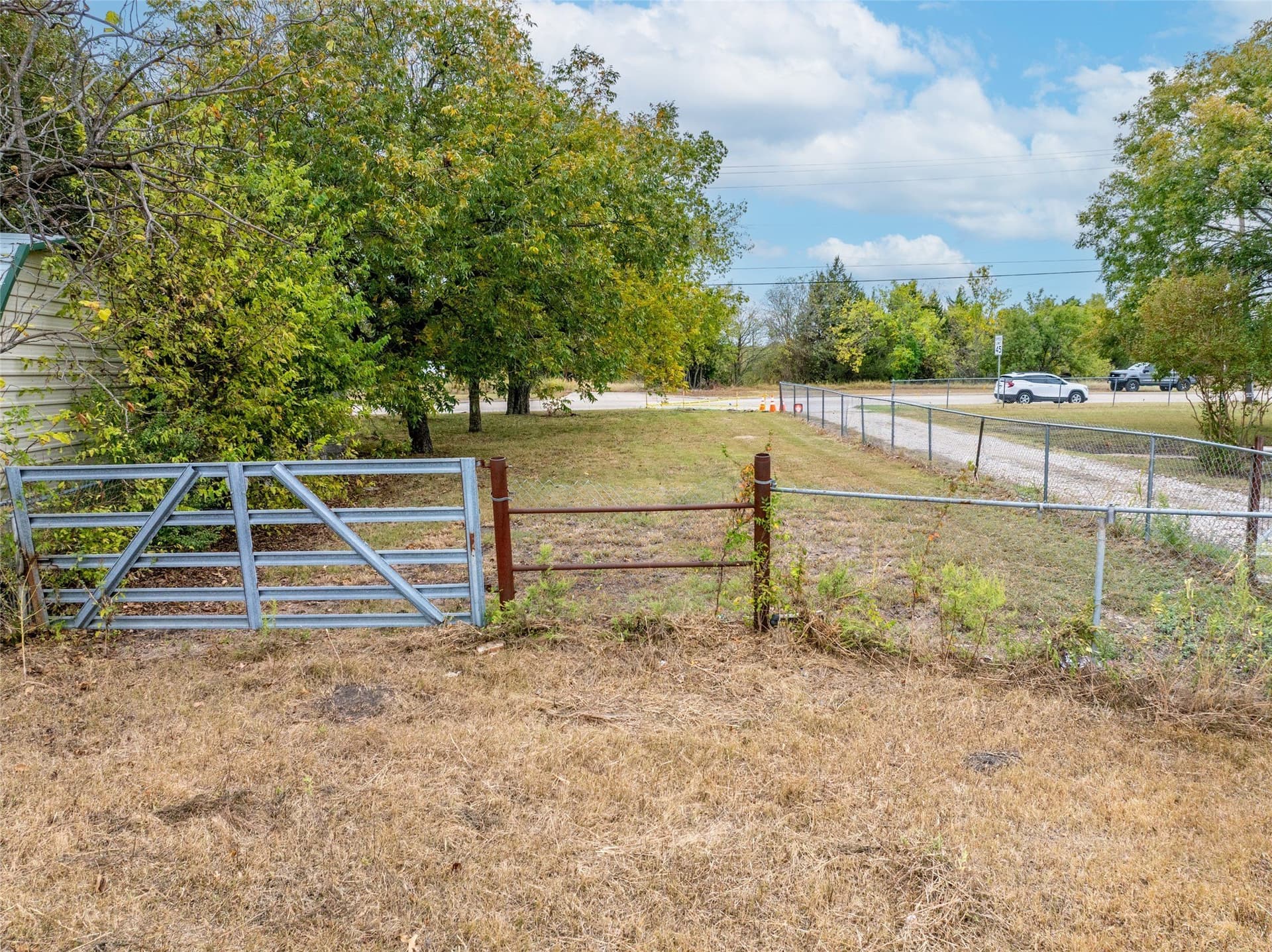 2.39 acres in Dallas County - photo 10