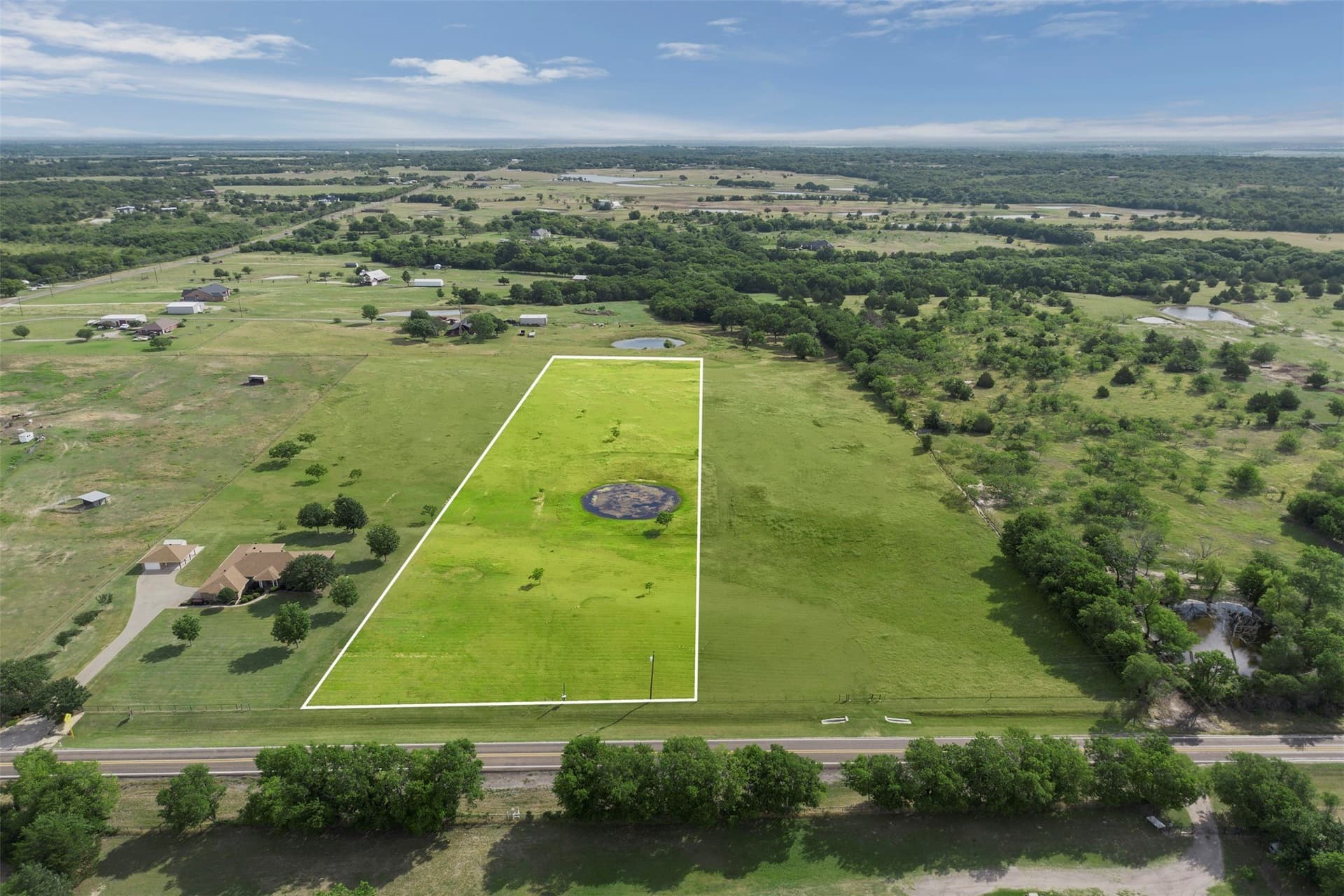 4.02 acres in Ellis County