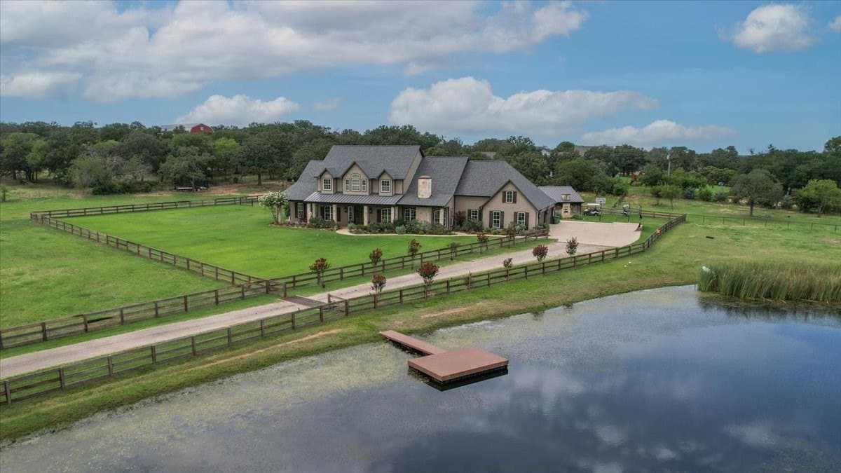 10.75 acres in Denton County