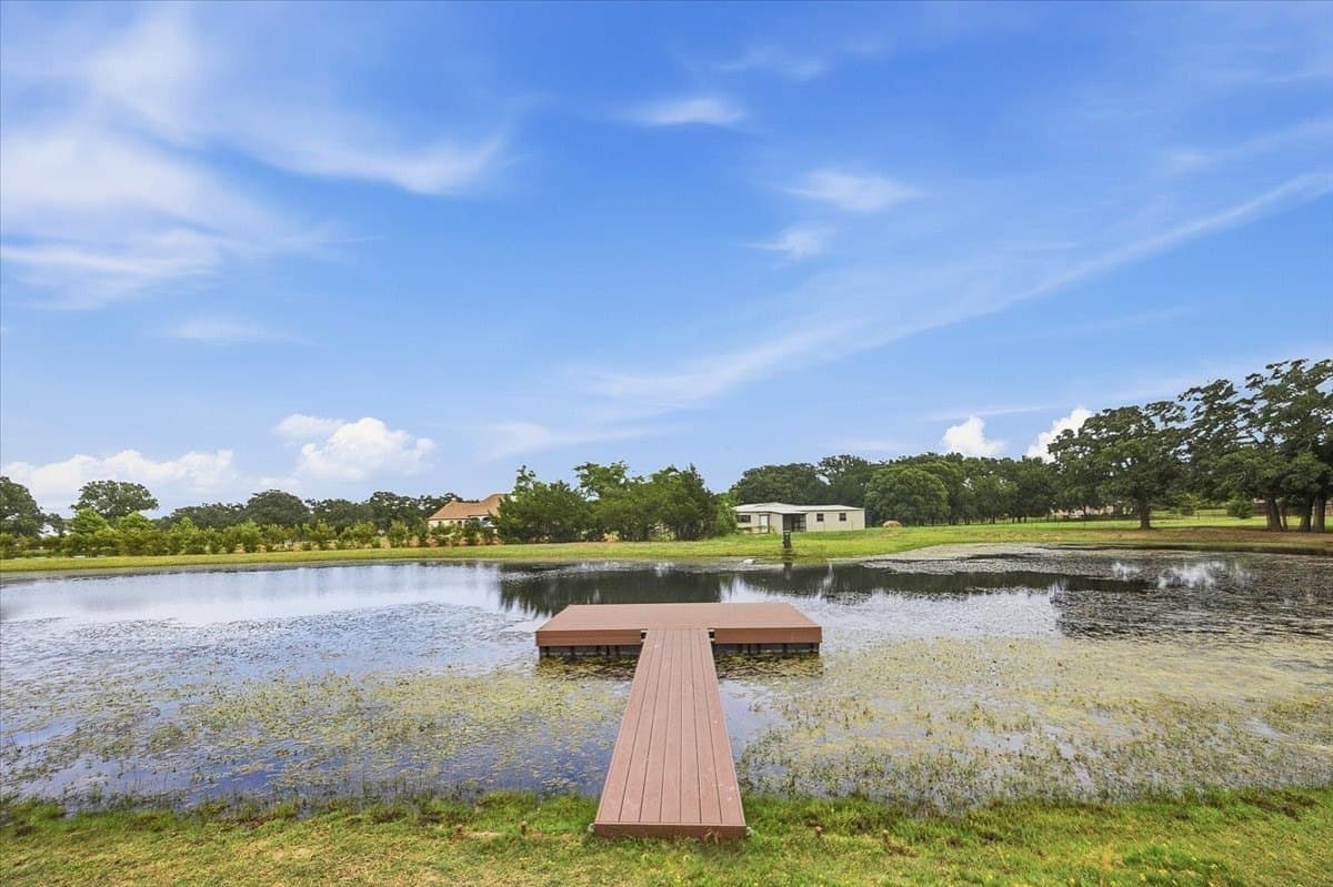 10.75 acres in Denton County gallery image 4