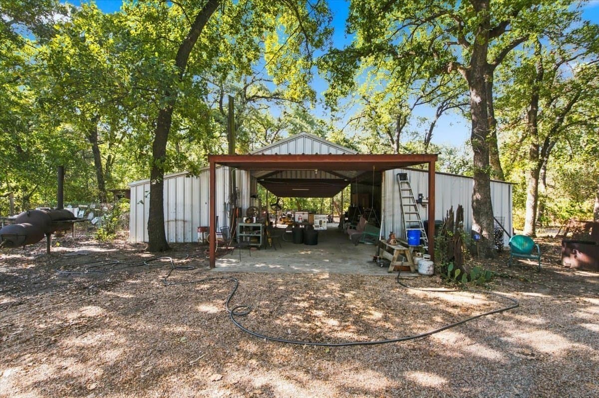 26.33 acres in Falls County - photo 27