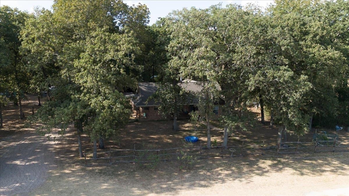 26.33 acres in Falls County - photo 34