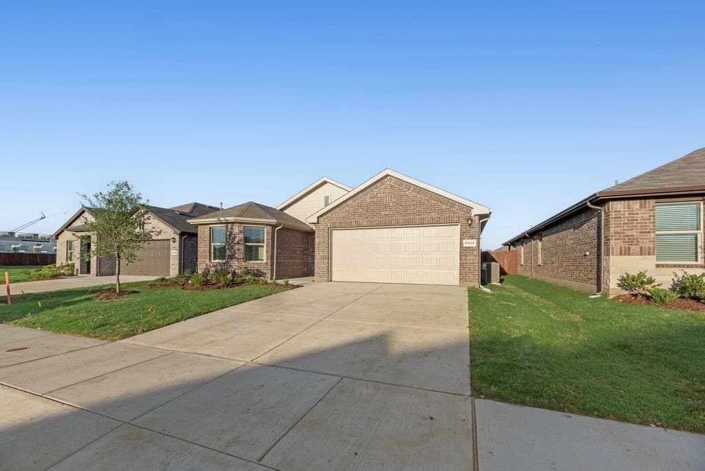 137 acres in Tarrant County gallery image 2