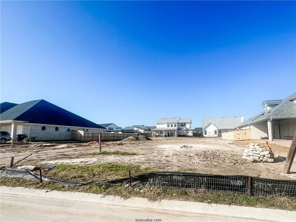 0.28 acres in Brazos County gallery image 4