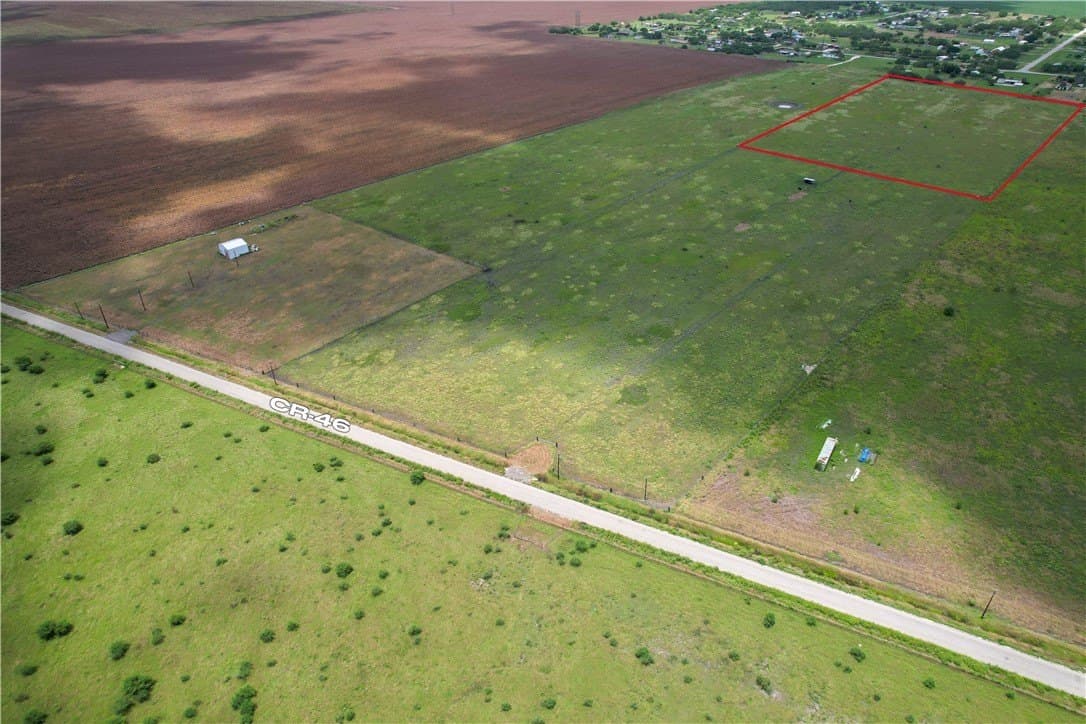 10 acres in Nueces County gallery image 2