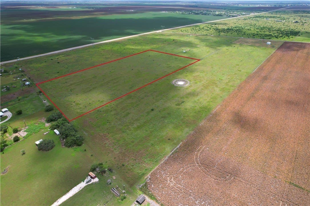 10 acres in Nueces County