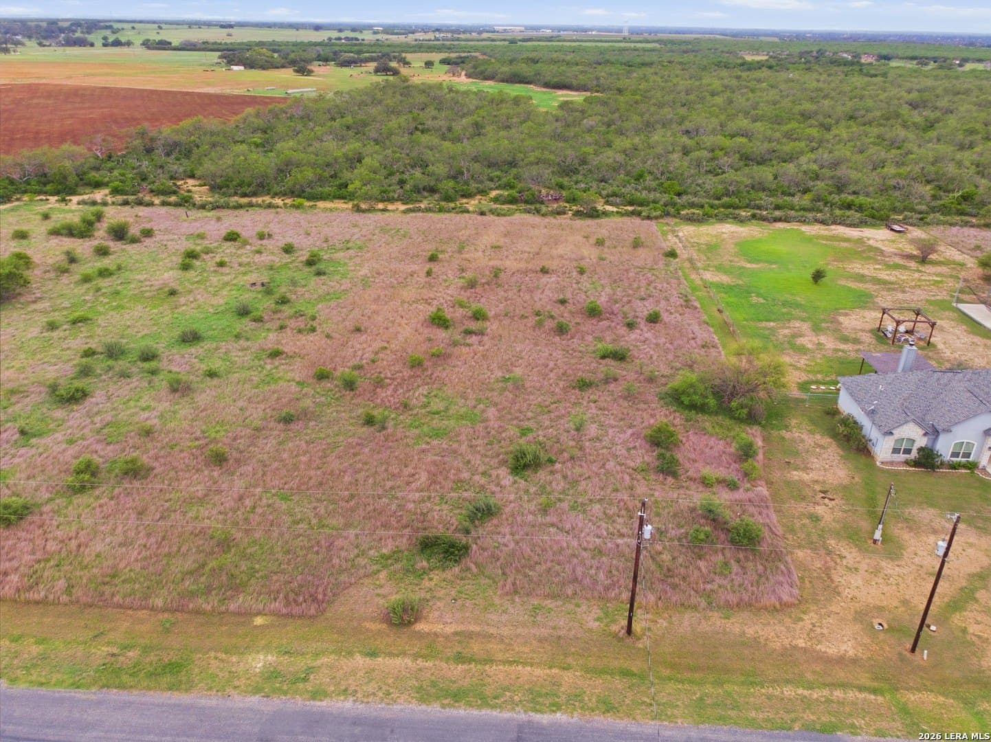 1.3 acres in Wilson County