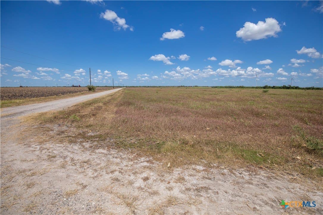 40 acres in San Patricio County - photo 17