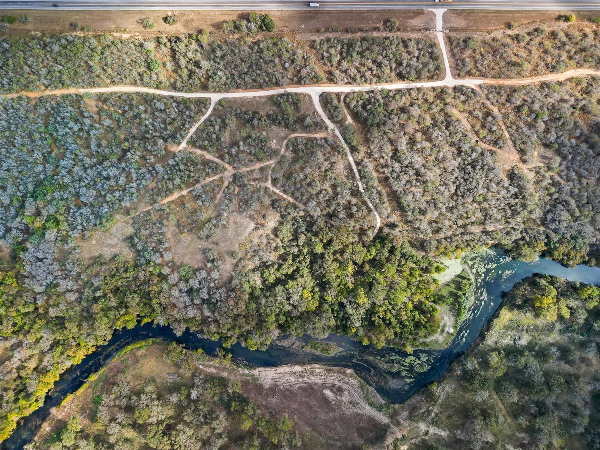 16.13 acres in Guadalupe County - photo 6