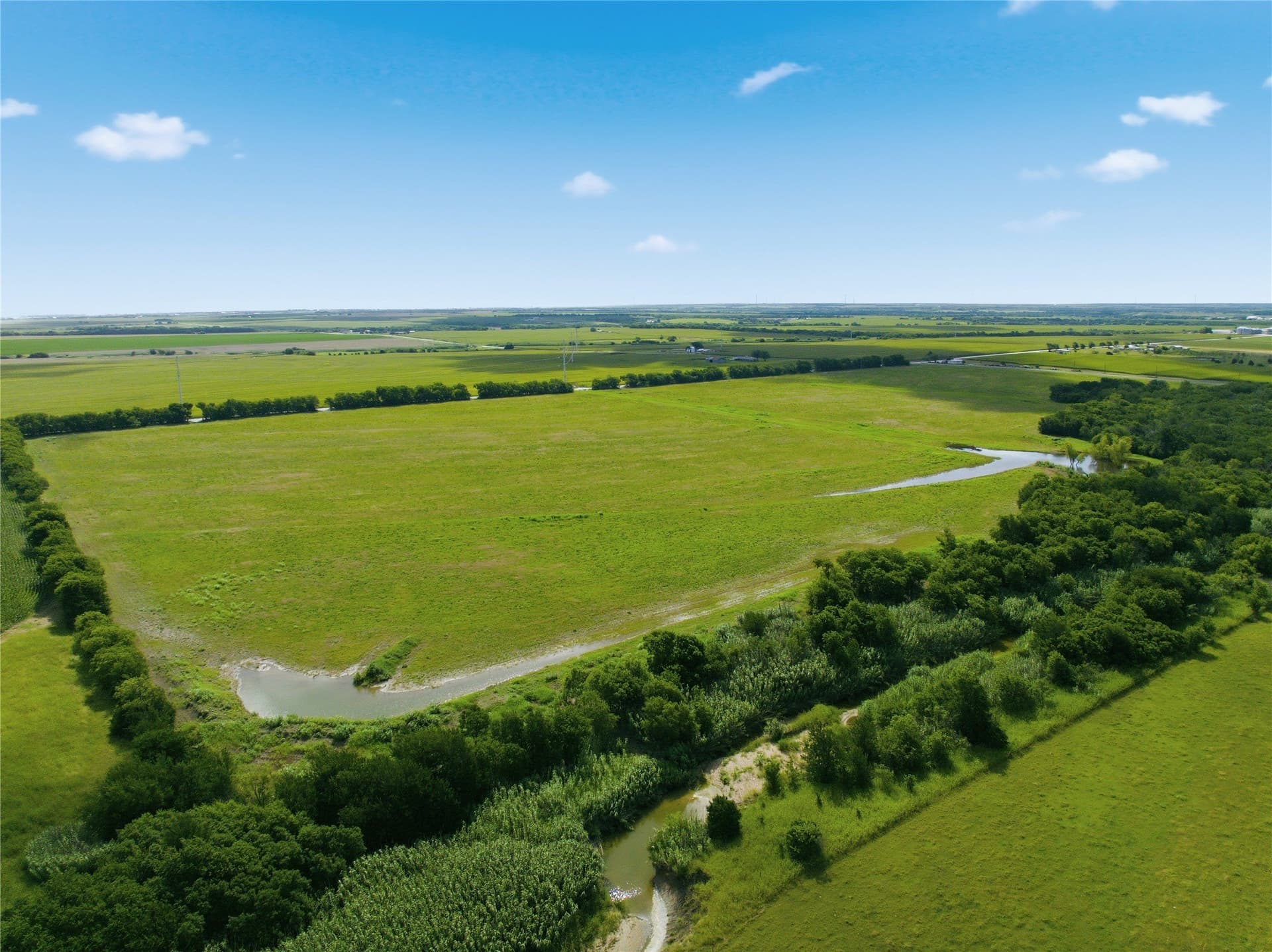 10 acres in Hill County - photo 10