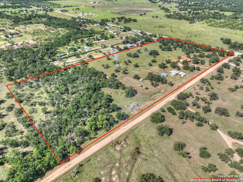 20 acres in Gillespie County - photo 32