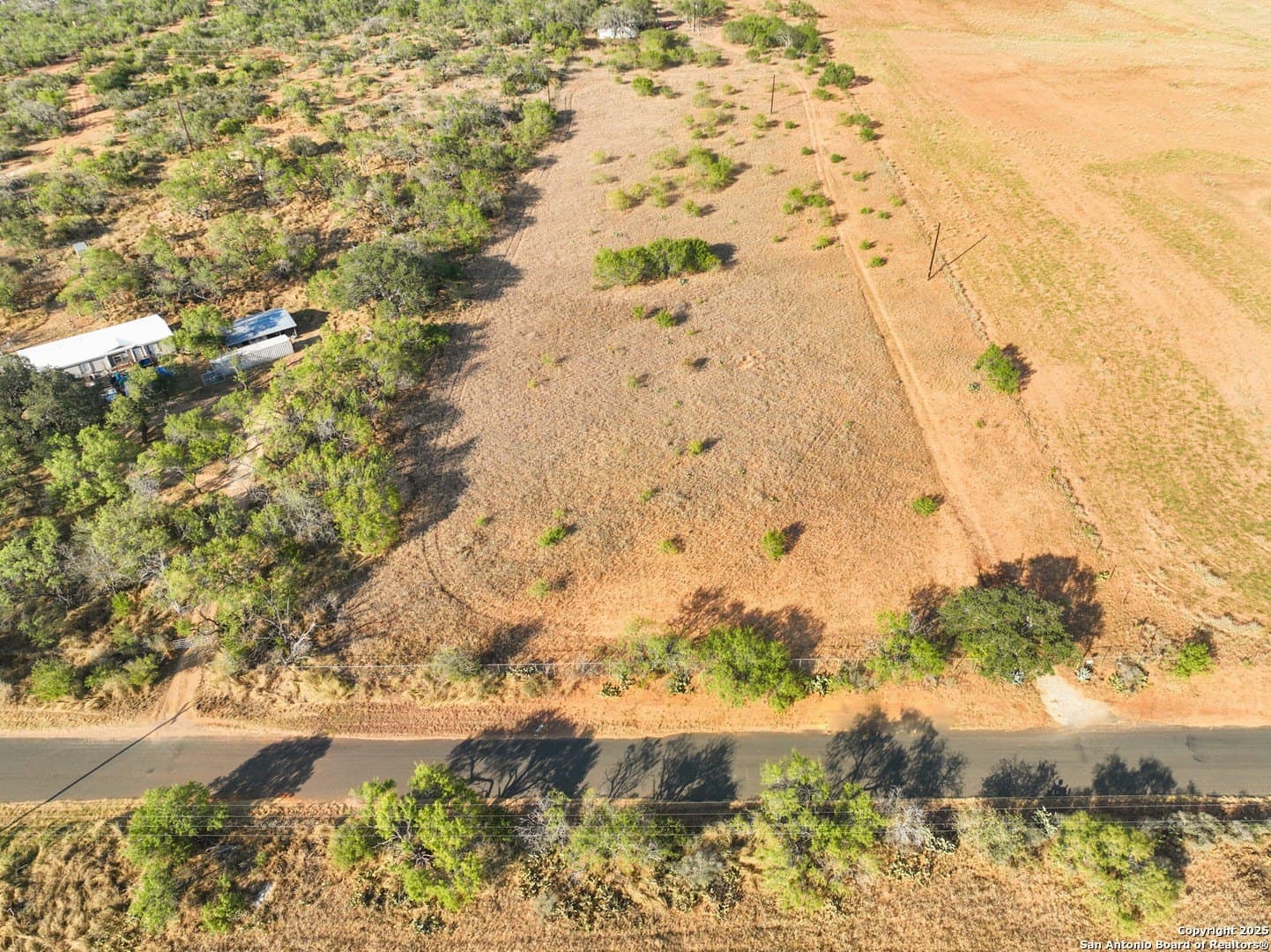 2 acres in Atascosa County gallery image 2