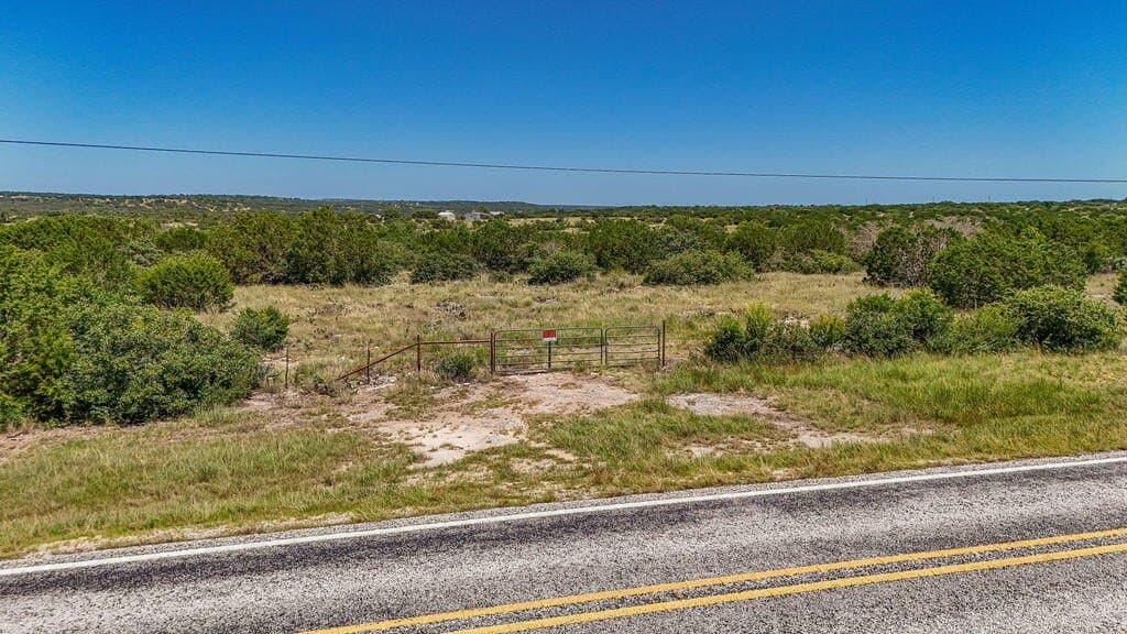 30 acres in Kimble County - photo 2