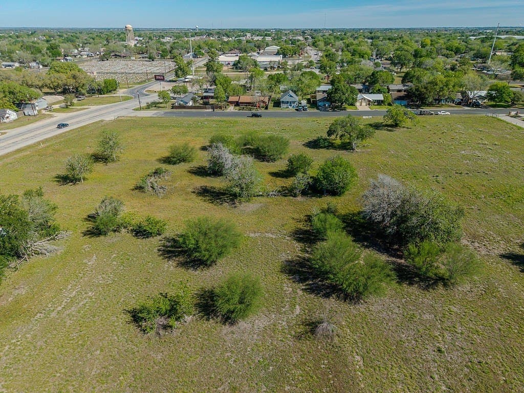 8.04 acres in Fayette County - photo 9
