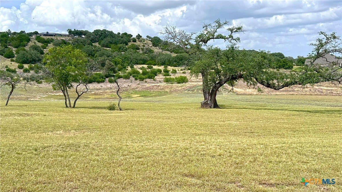 5.01 acres in Lampasas County featured view
