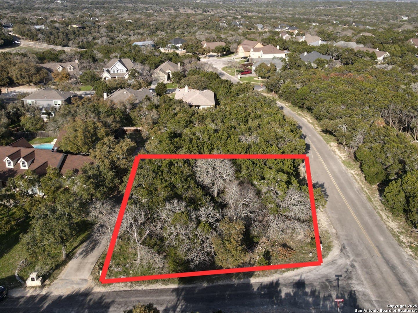 0.32 acres in Hays County gallery image 3