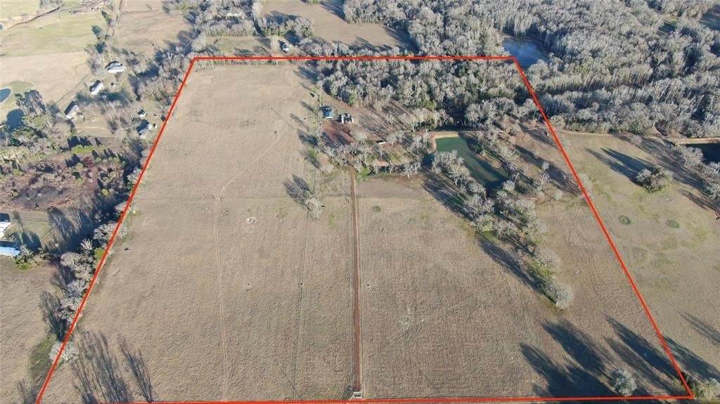 59.57 acres in Henderson County