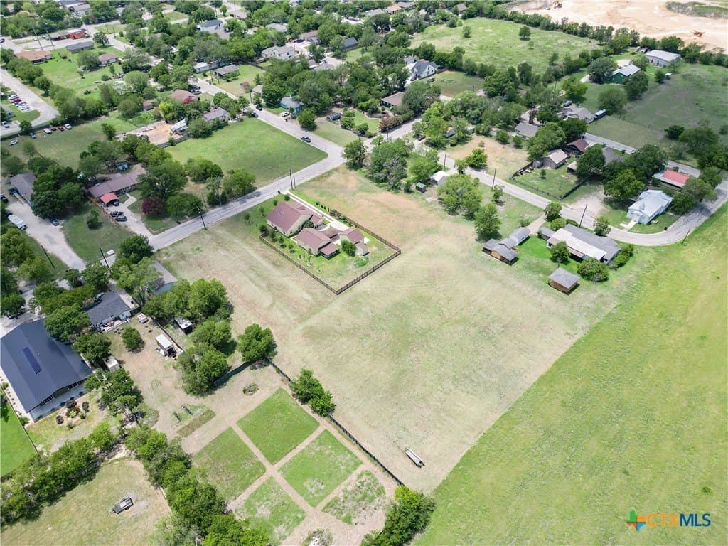0.71 acres in Caldwell County - photo 9