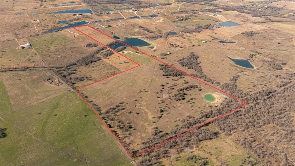 61.51 acres in Ellis County